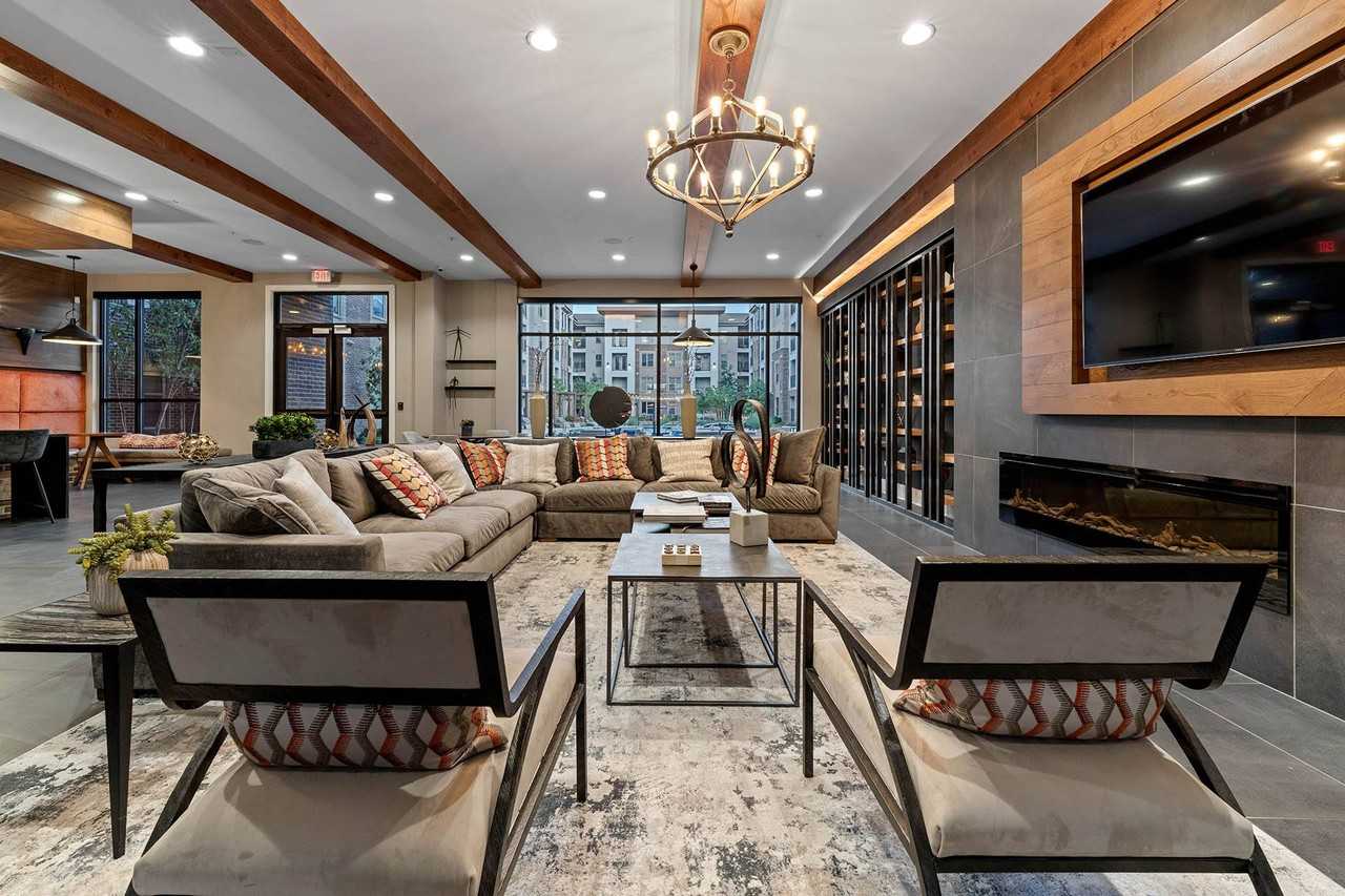 Knox at Metrocenter Apartments - Photo 2 of 40