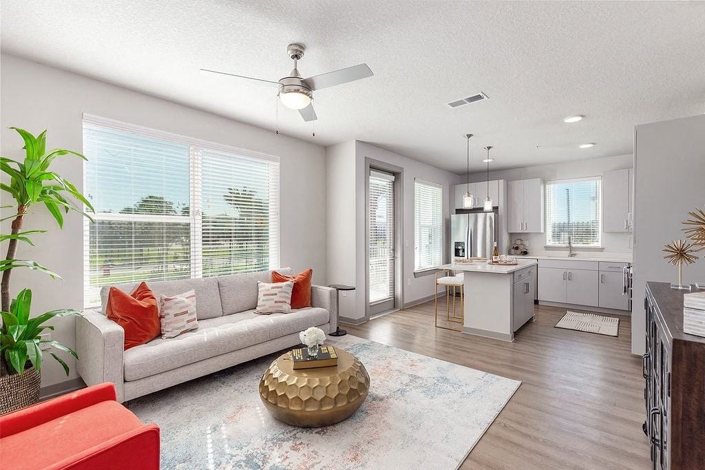 Madison Pointe Apartments - Photo 6 of 27