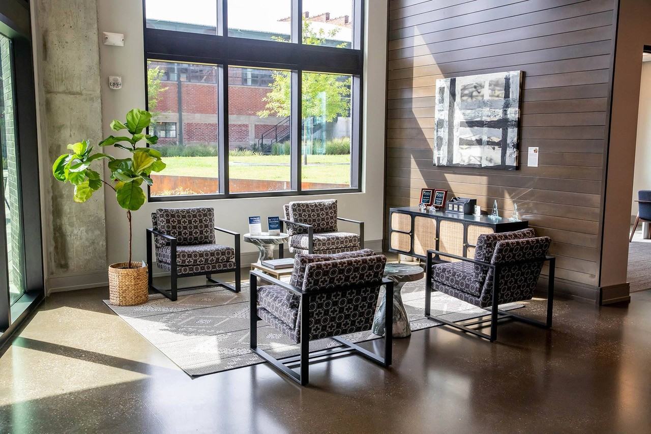 The Hamilton and Hume House Apartments - Photo 7 of 50