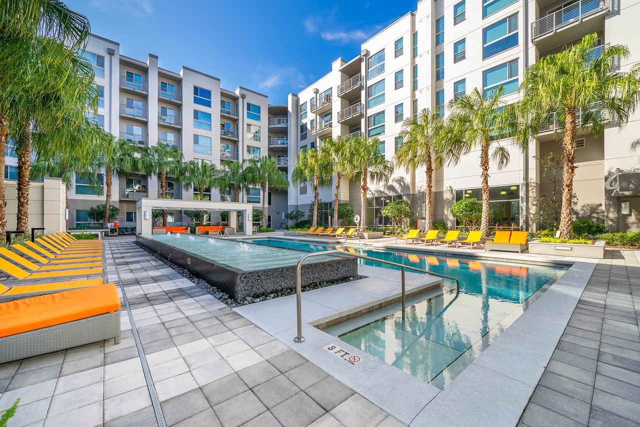 NORA Apartments - Photo 3 of 30