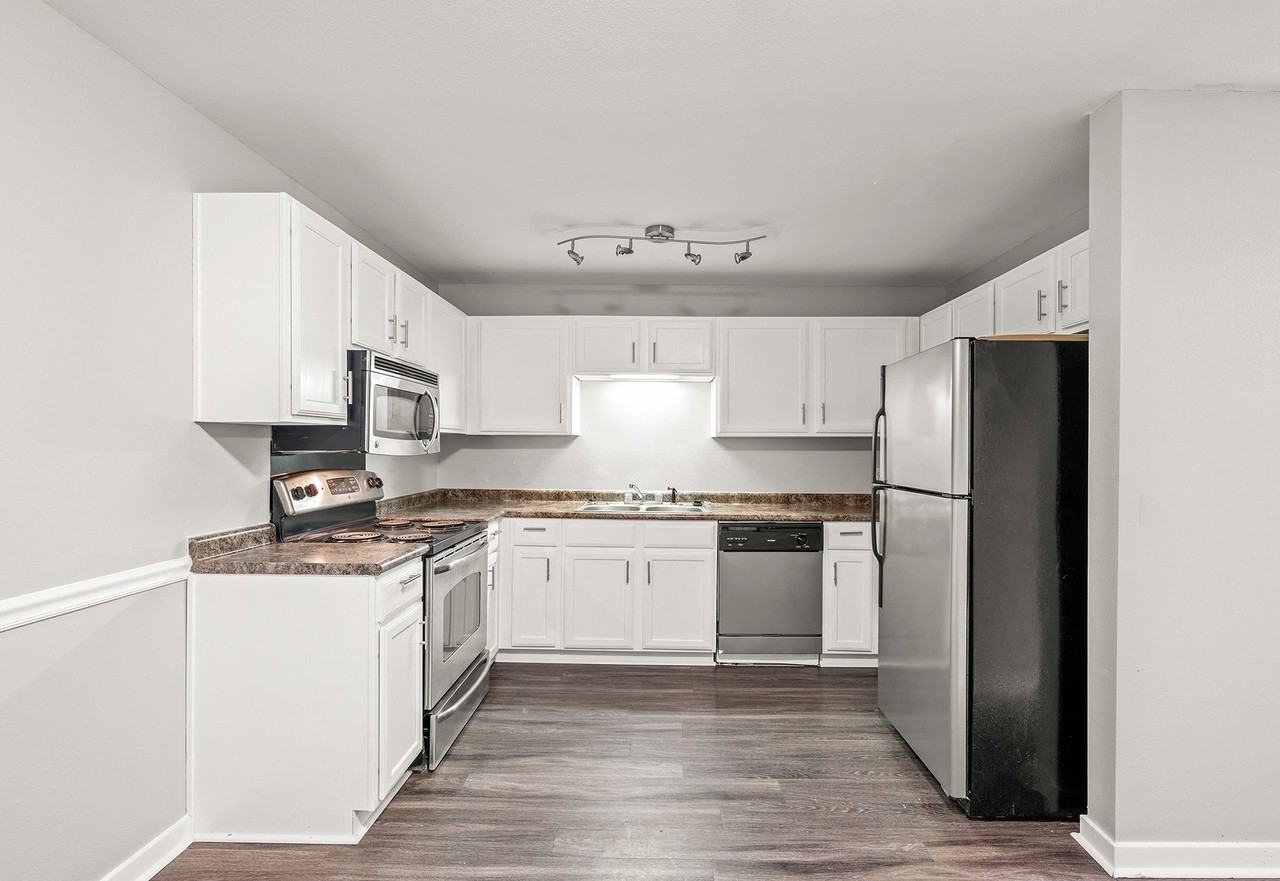 Ashford Place - Photo 4 of 23