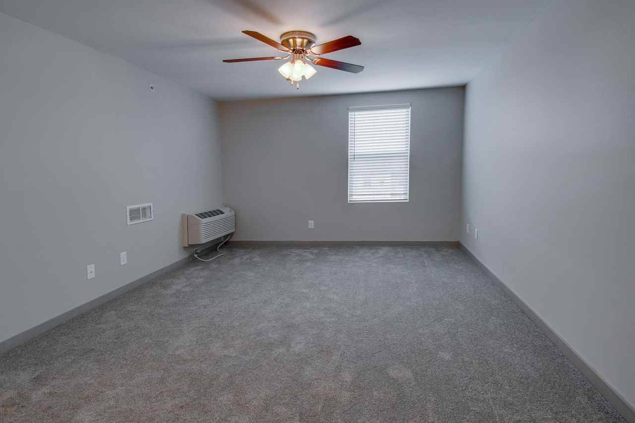 Dupont Avenue Apartments - Photo 3 of 31