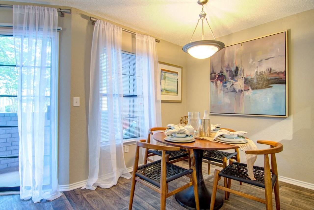 Barrington Hills Apartments - Photo 6 of 20