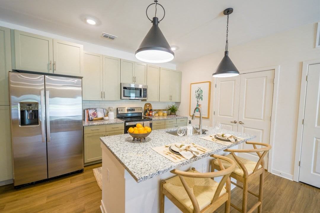 Classic City Flats | Luxury Apartments - Photo 6 of 41