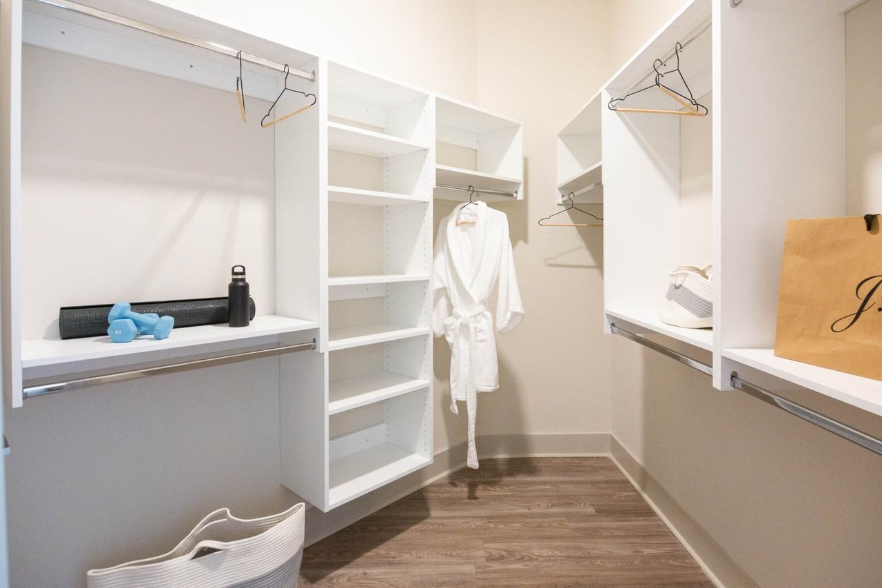 The Landing Residences - Photo 7 of 47