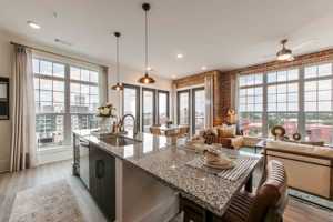 featured image of 7 Vance Ave