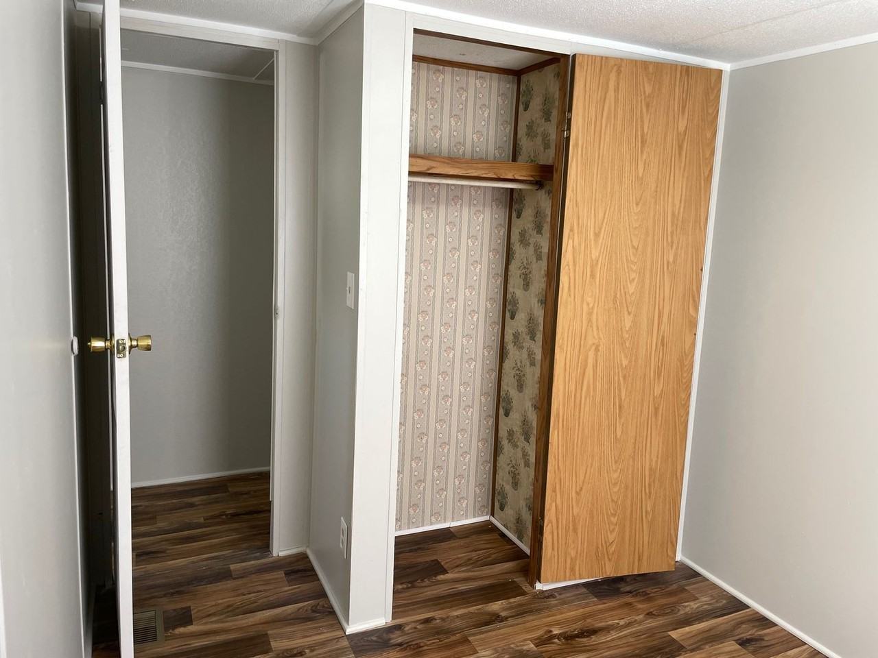 212 Leatherwood Ln - Photo 7 of 14