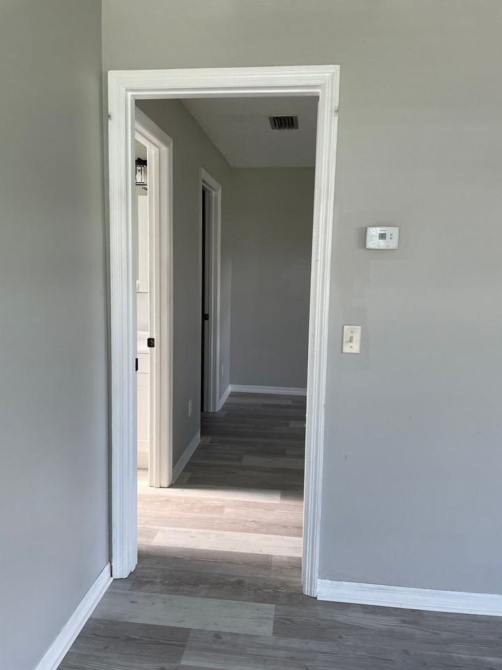 1745 6th Avenue - Photo 5 of 34