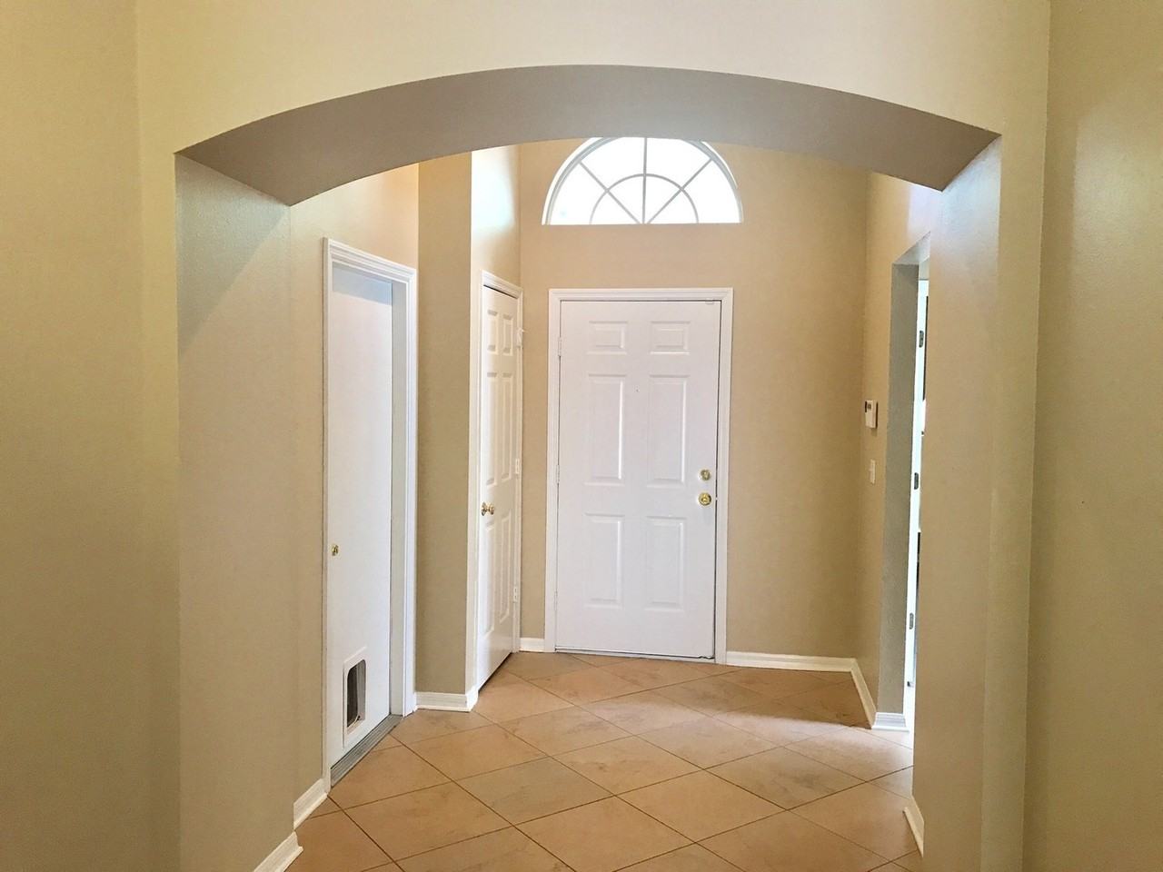 4617 Newbourne Way - Photo 3 of 27