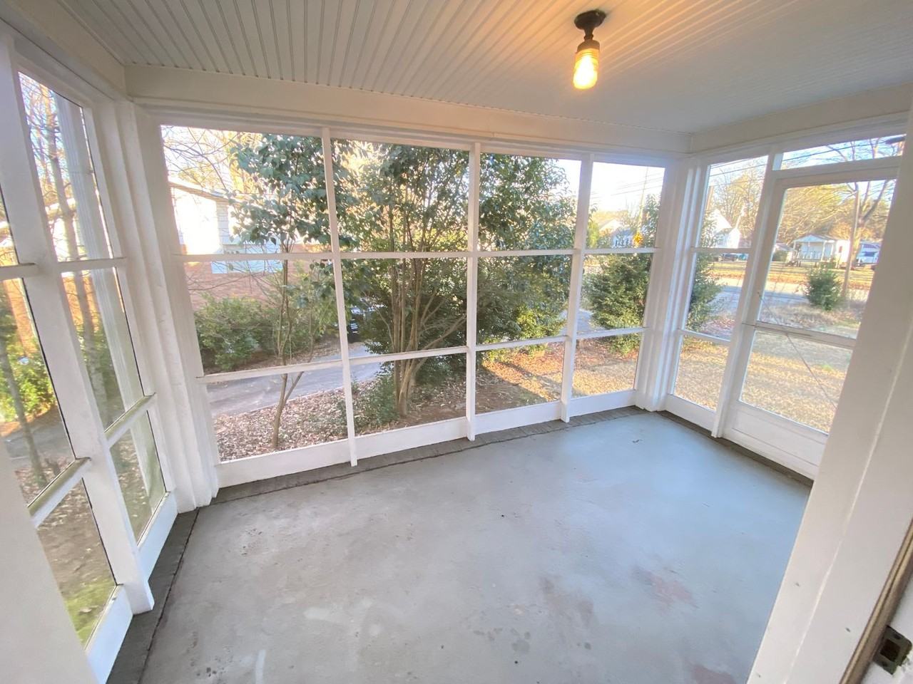 51 Eastcliff Dr Se - Photo 6 of 20