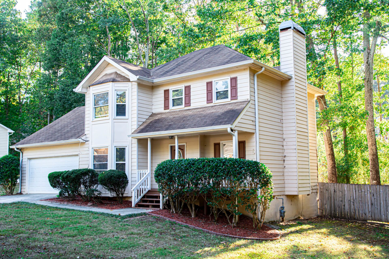 1111 Plantation Dr Se - Photo 2 of 19