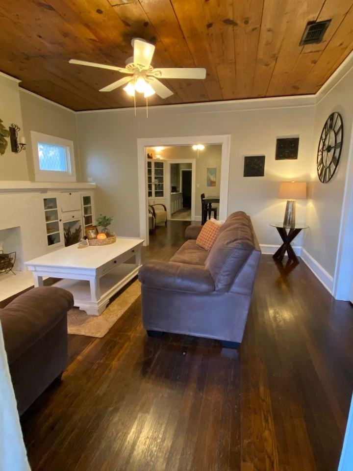 2015 Gorman Ave - Photo 5 of 20