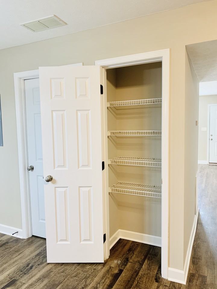 179 Enterprise Ct #109 - Photo 5 of 15