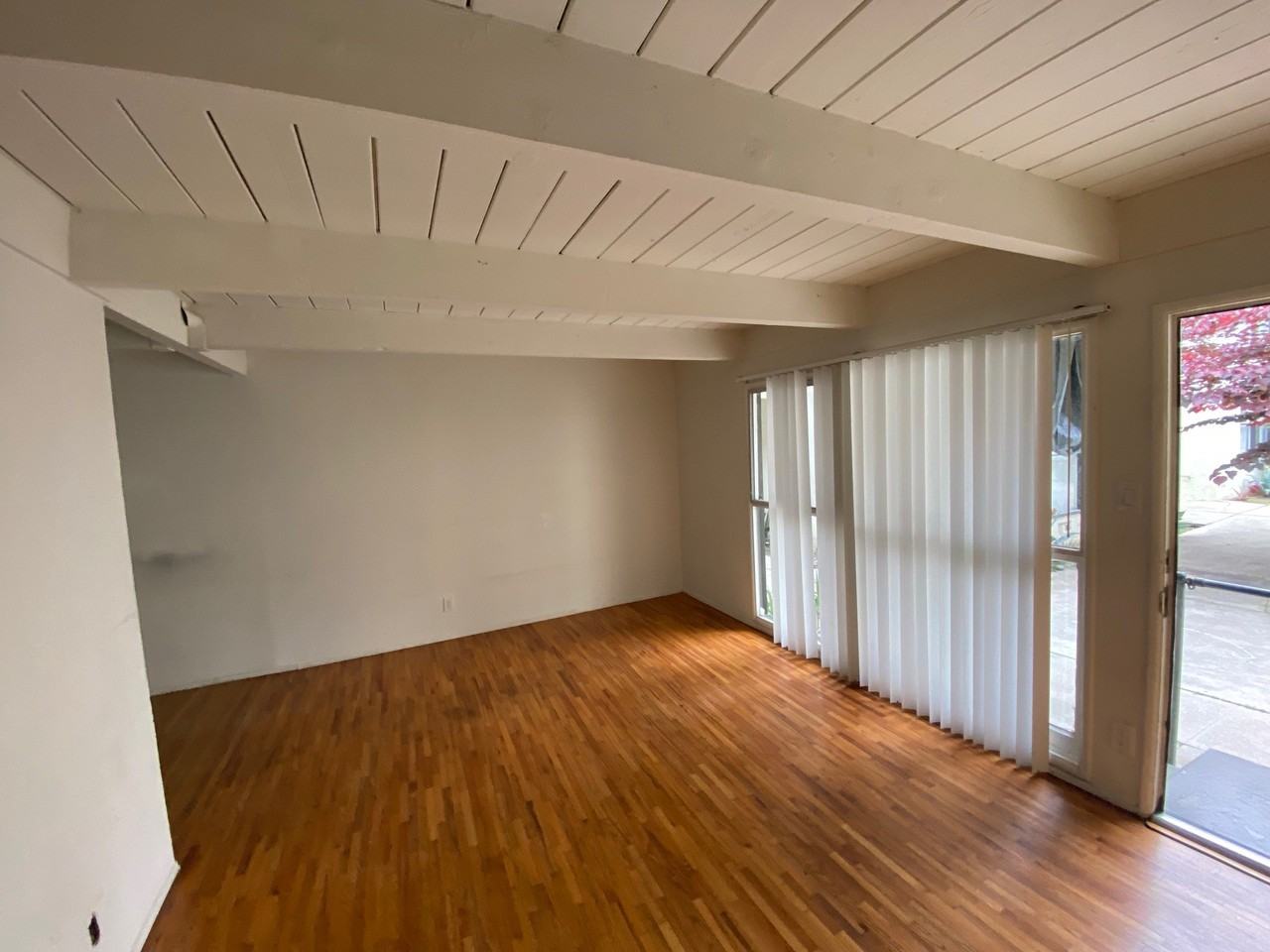 5465 San Vicente Blvd #5465 - Photo 7 of 7