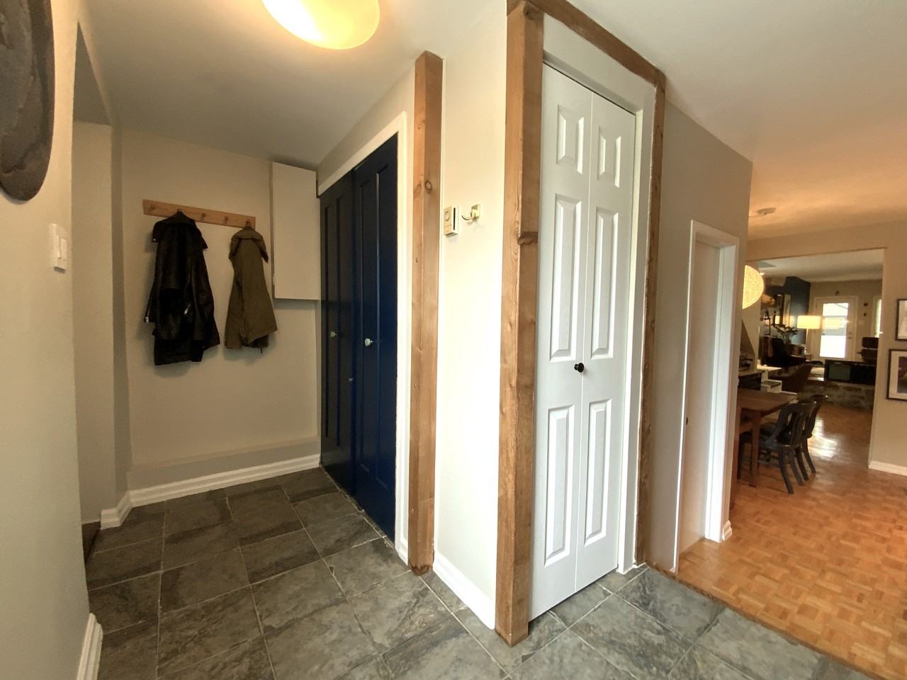 142 Saint Andrew Street - Photo 2 of 19