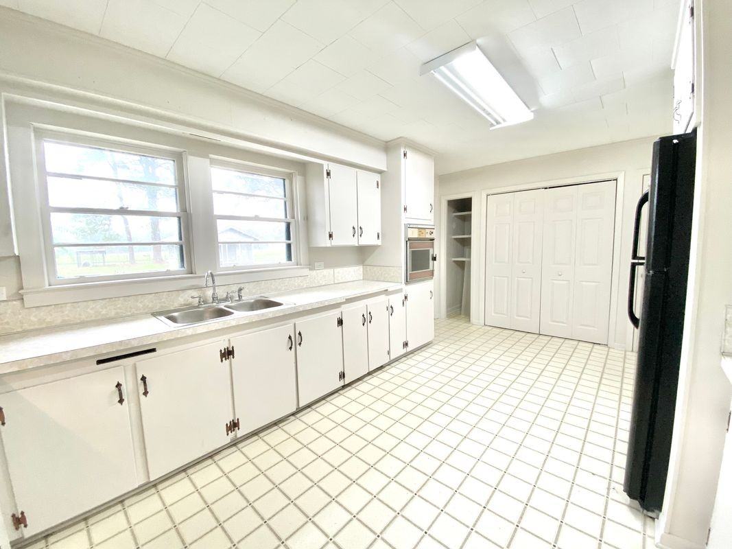 134 Highway 1005 - Photo 3 of 11