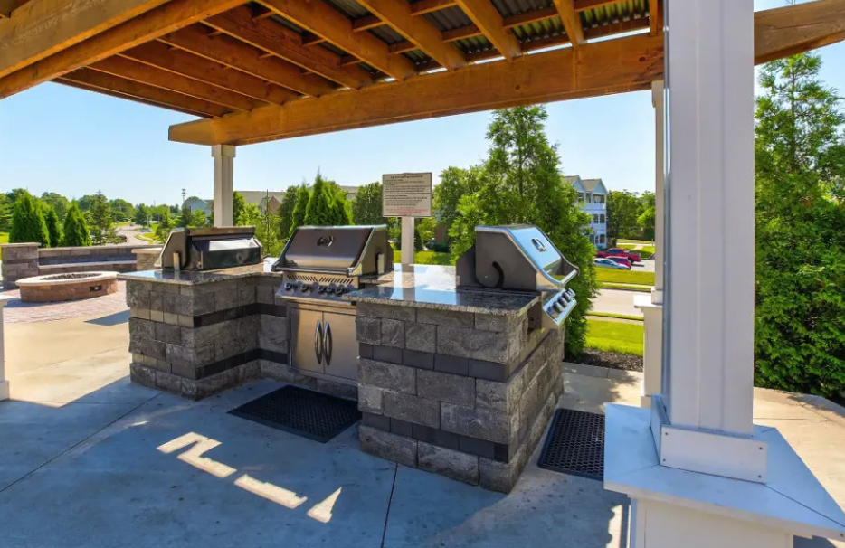 Charleston Pines Apartment Homes - Photo 7 of 12