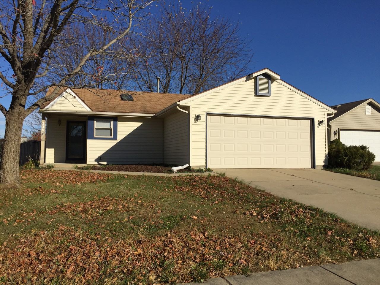 2305 Tassel Ct E - Photo 3 of 3