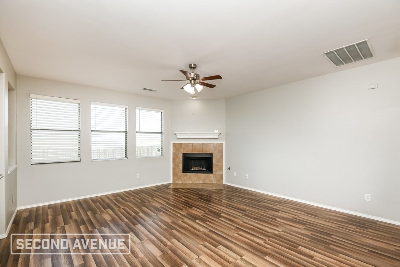 1140 Hickory Bend Ln - Photo 6 of 29