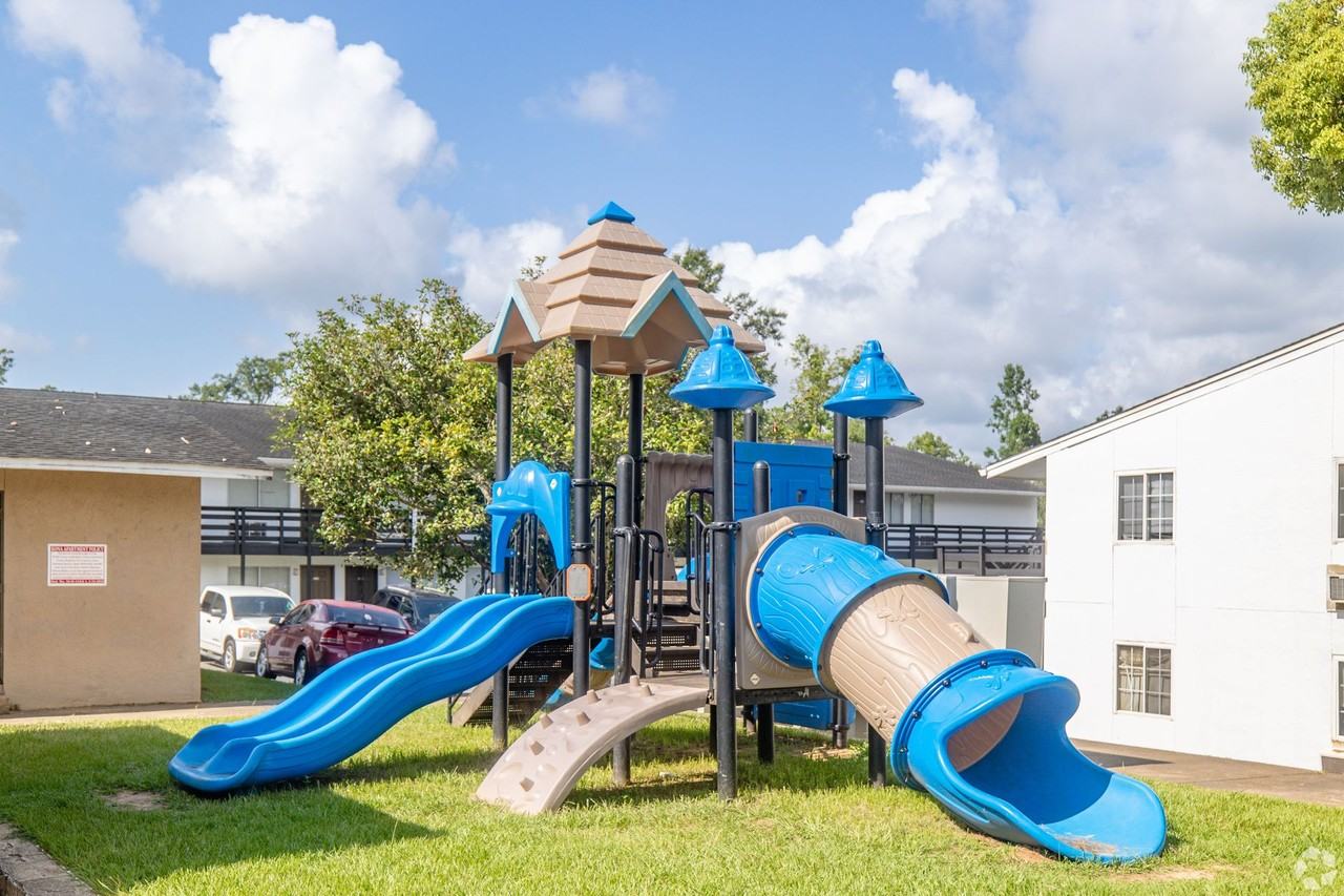 Ashton Grove Apartments - Photo 6 of 6