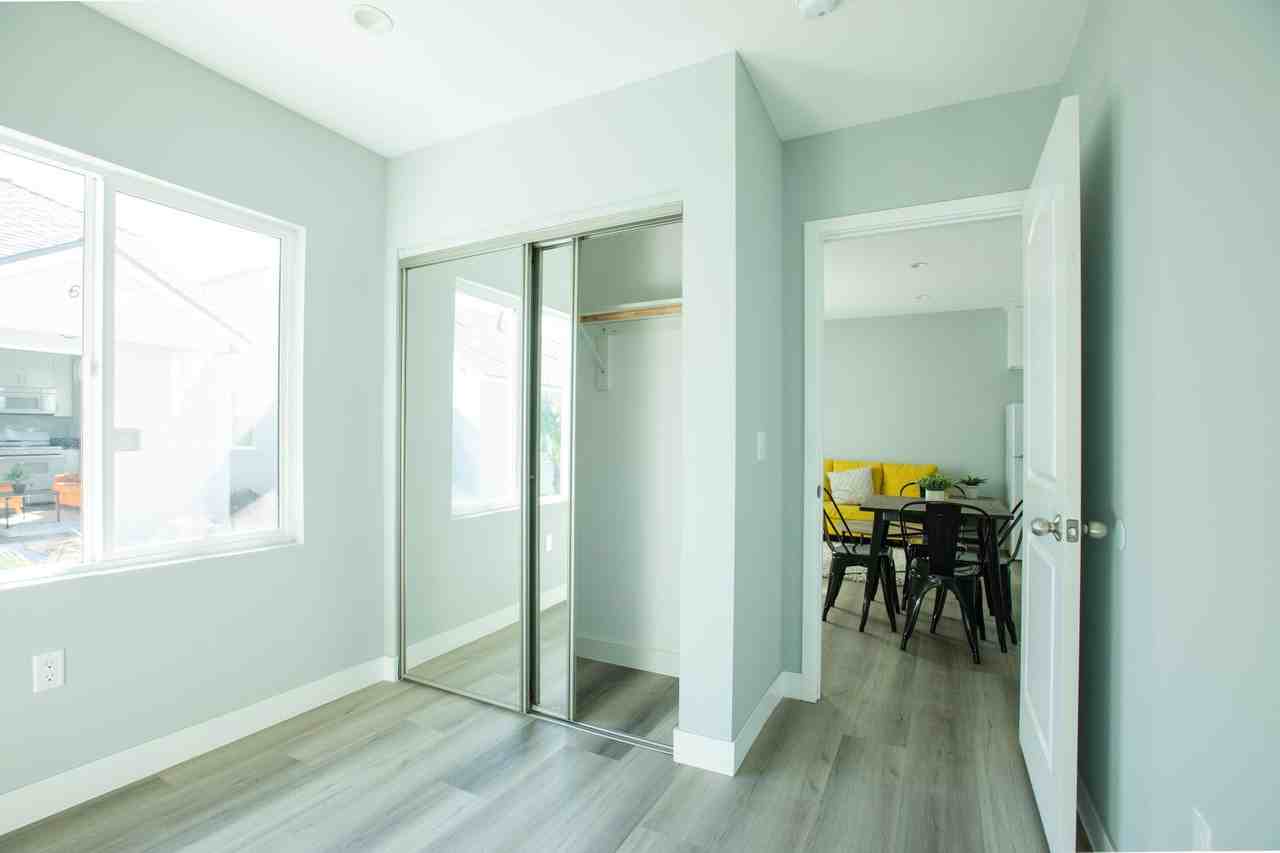6429 1/2 S Victoria Ave - Photo 7 of 10