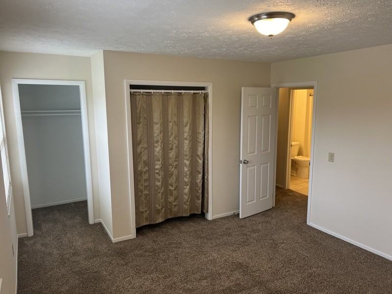 932 Dawn Ct - Photo 7 of 10