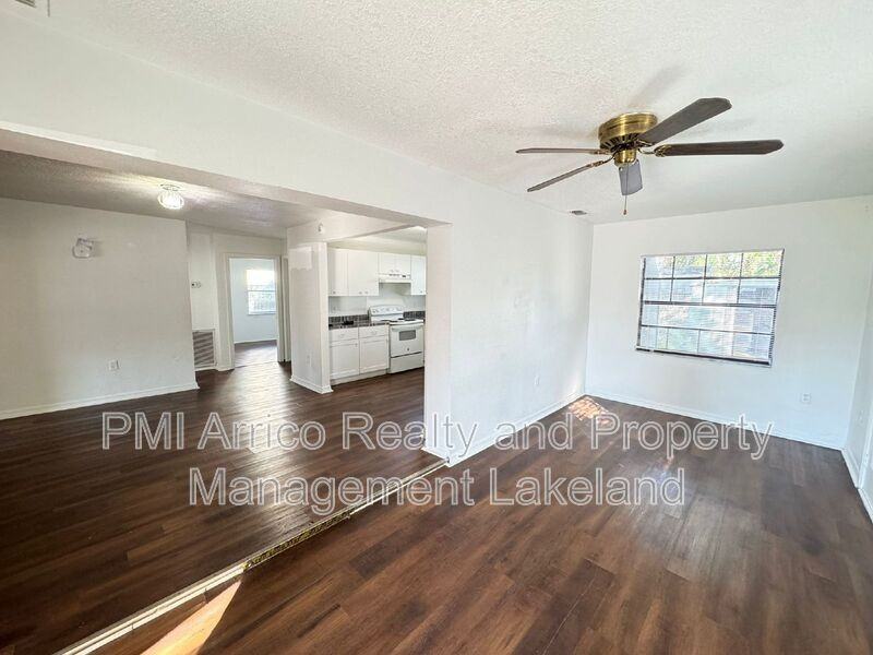 2240 Jungle St - Photo 3 of 13