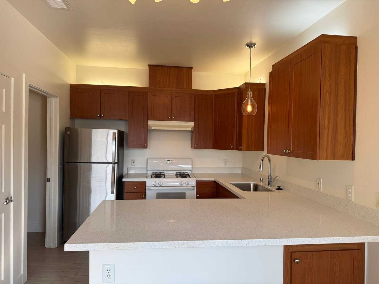 4201 Jewetta Avenue - Photo 4 of 15