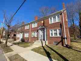 featured image of 2330 Neil Ave