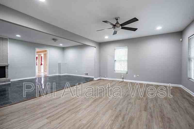 2132 Galway Ln - Photo 3 of 18