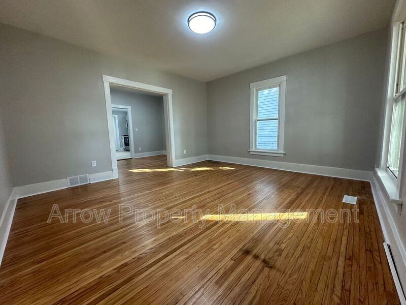 2510 P St #1 - Photo 2 of 14