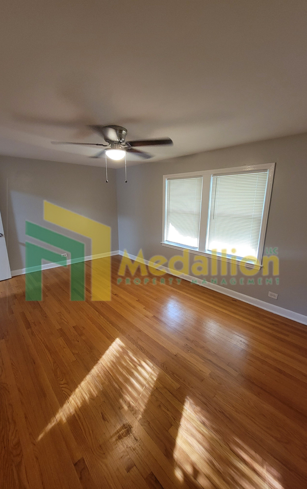 10301 S Church St - Photo 2 of 29