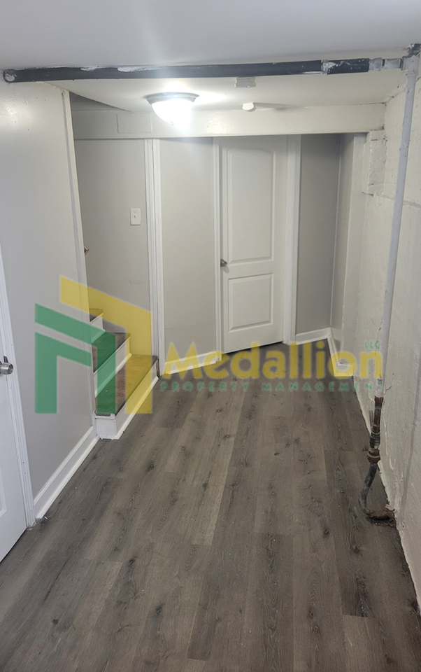 10301 S Church St - Photo 3 of 29