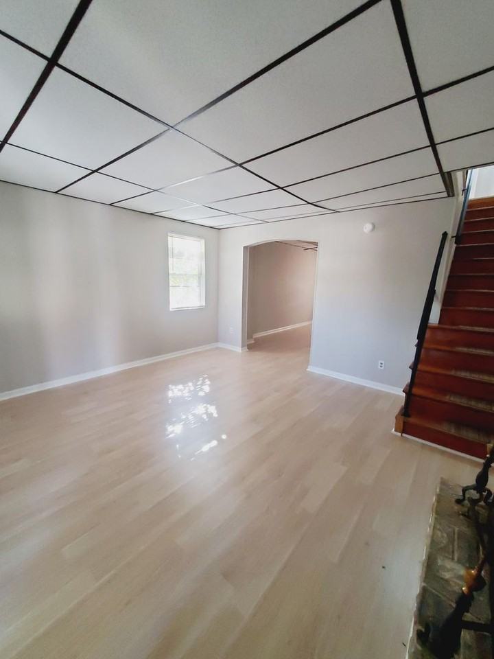 6323 Brown Ave - Photo 3 of 21