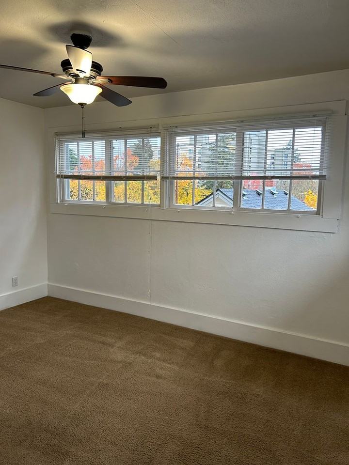 202 Nw 15th St #5 - Photo 5 of 11