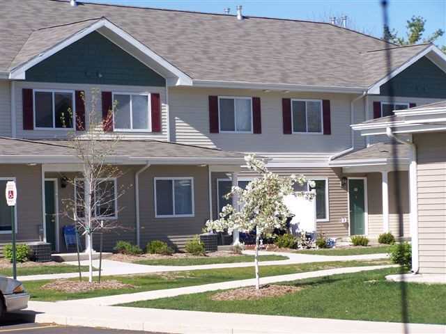 Green Park - Photo 3 of 4