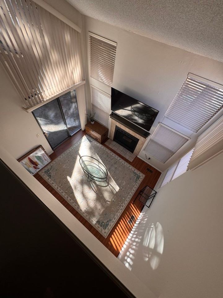 365 Autumn Ridge Cir #F - Photo 4 of 19