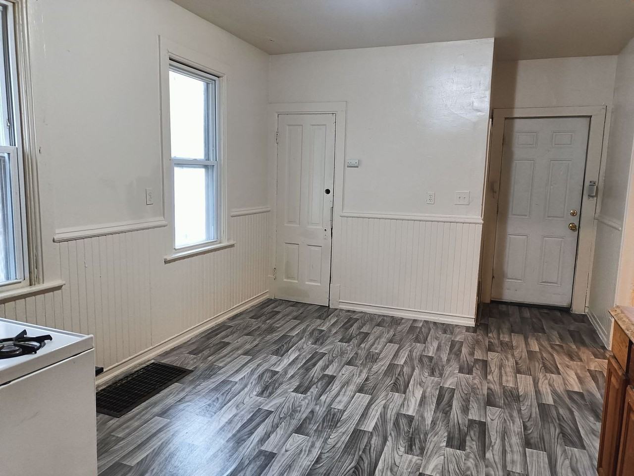 1862 N 13th St - Photo 5 of 8