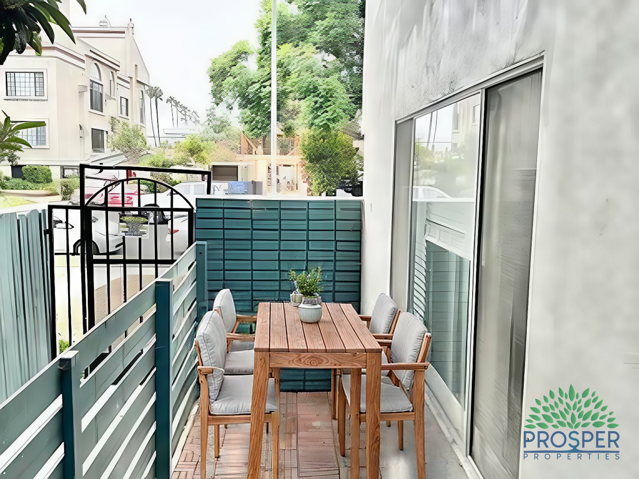 3960 S. Inglewood Blvd. - Photo 6 of 13