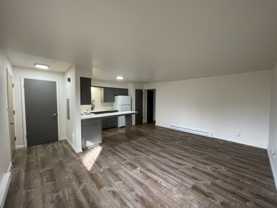 725 N 2nd St - Photo 1 of 1