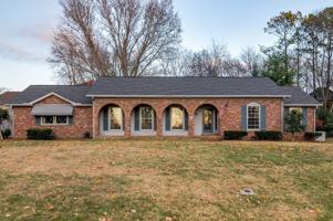 featured image of 111 Arlington Pl
