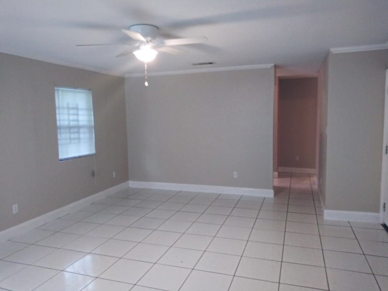 7667 Avon Park Blvd - Photo 4 of 18