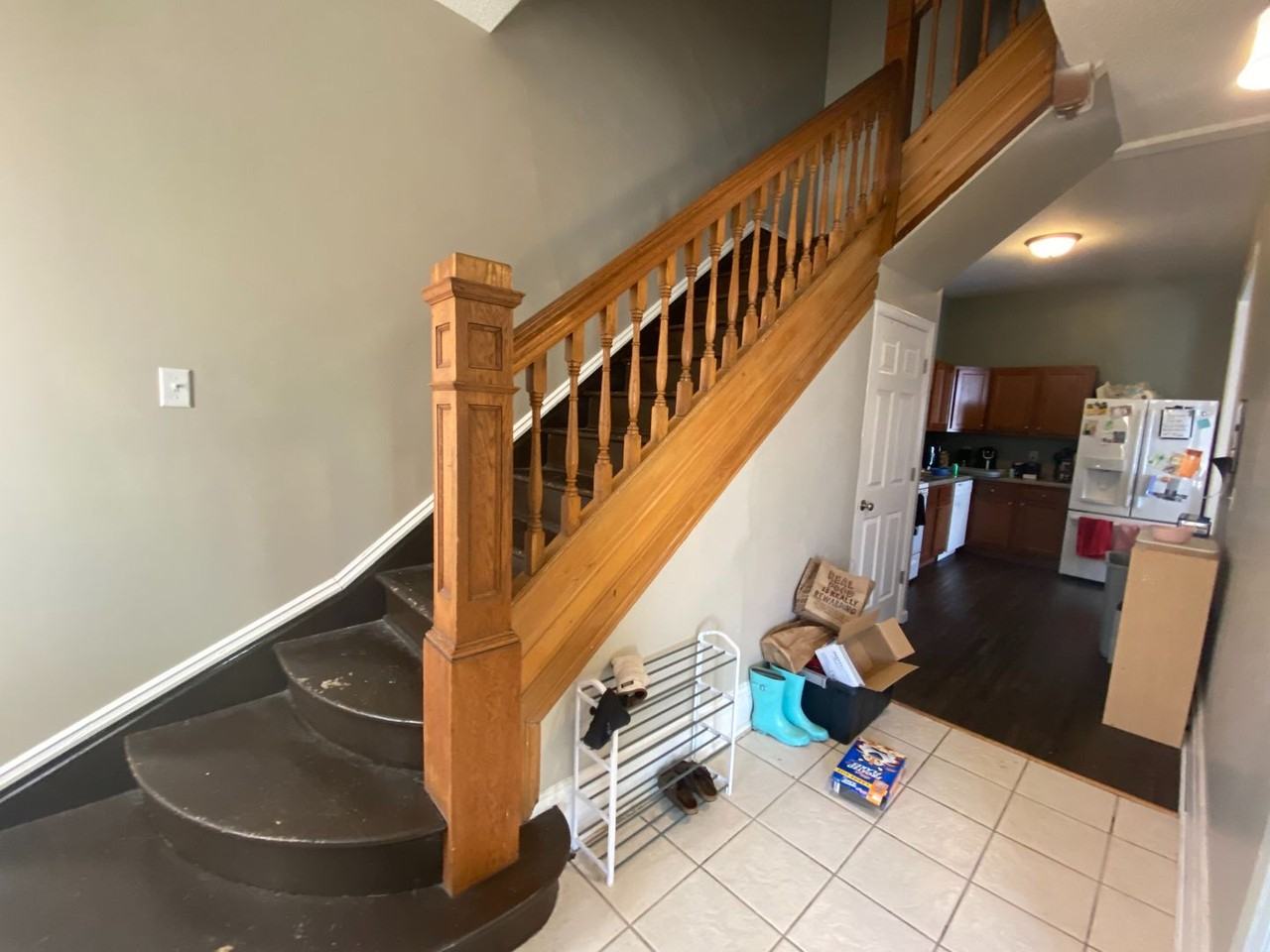 123 E 4th St - Photo 3 of 32