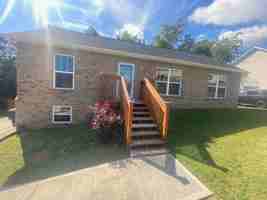 featured image of 1240 Jessica Loop