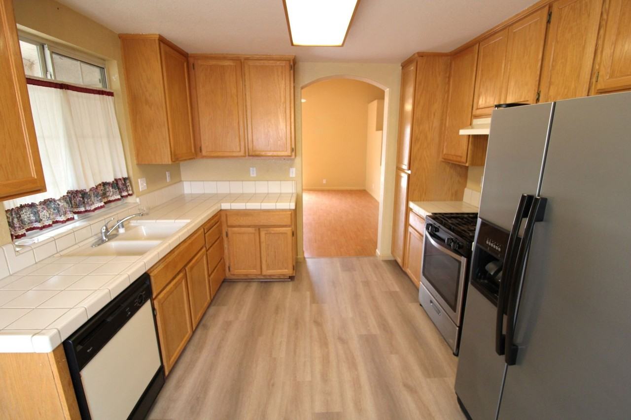 8418 Patmon Dr - Photo 7 of 20