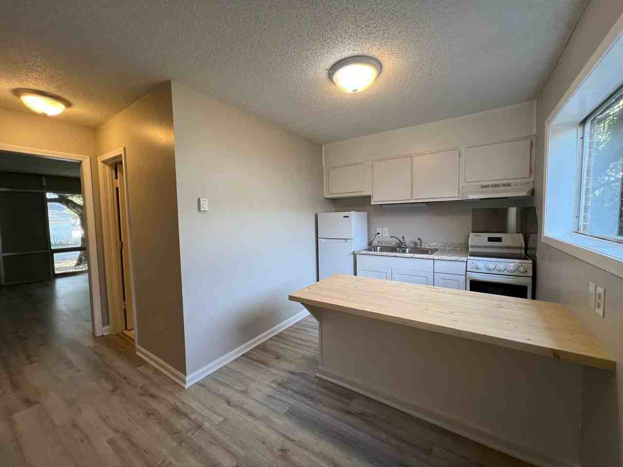 404 18th Ave. N. - Photo 2 of 19