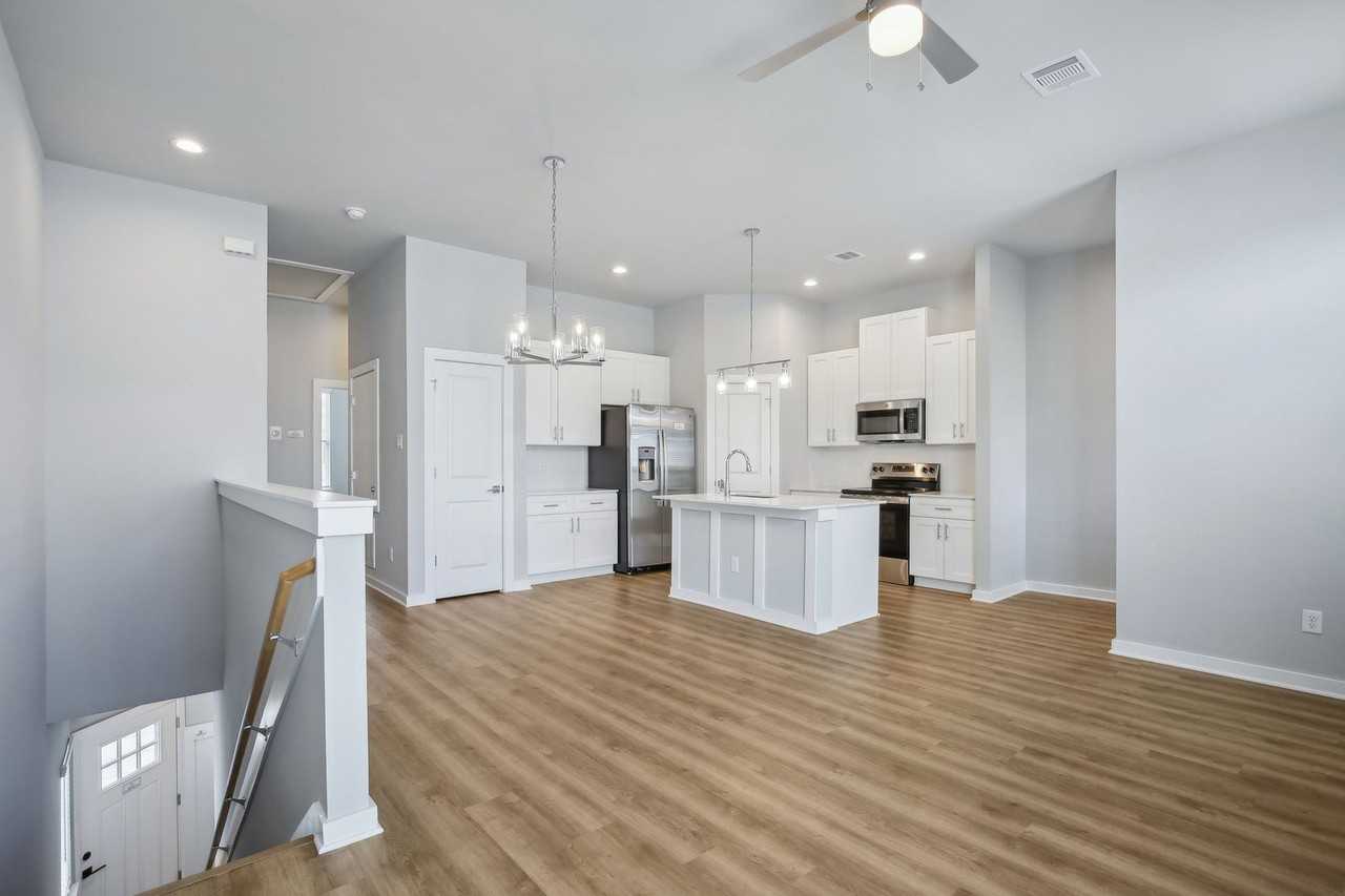 5751 Spring Stuebner Rd - Photo 2 of 15
