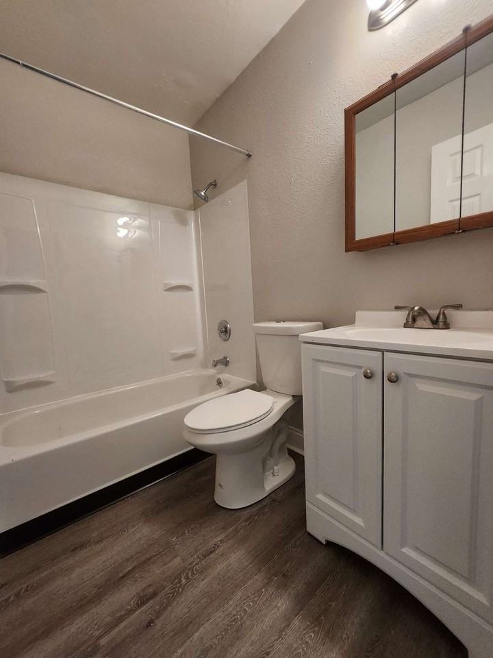 1835 ZEBULON DRIVE - Photo 2 of 15