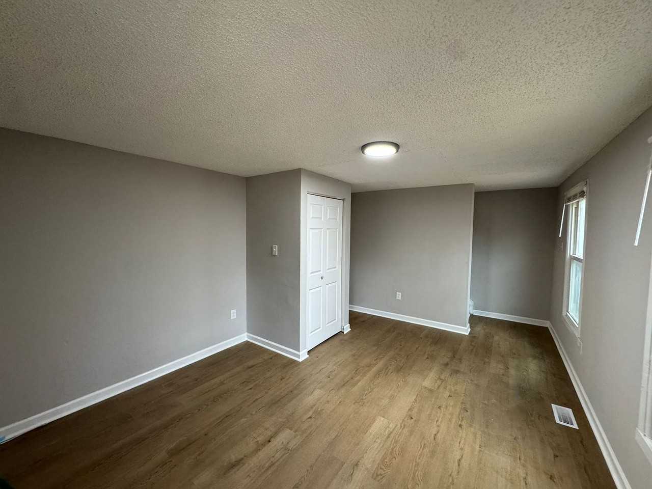 181 Logan St - Photo 2 of 14