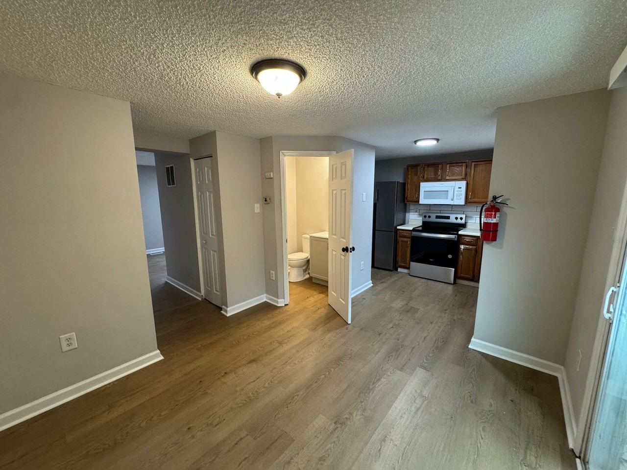 181 Logan St - Photo 3 of 14